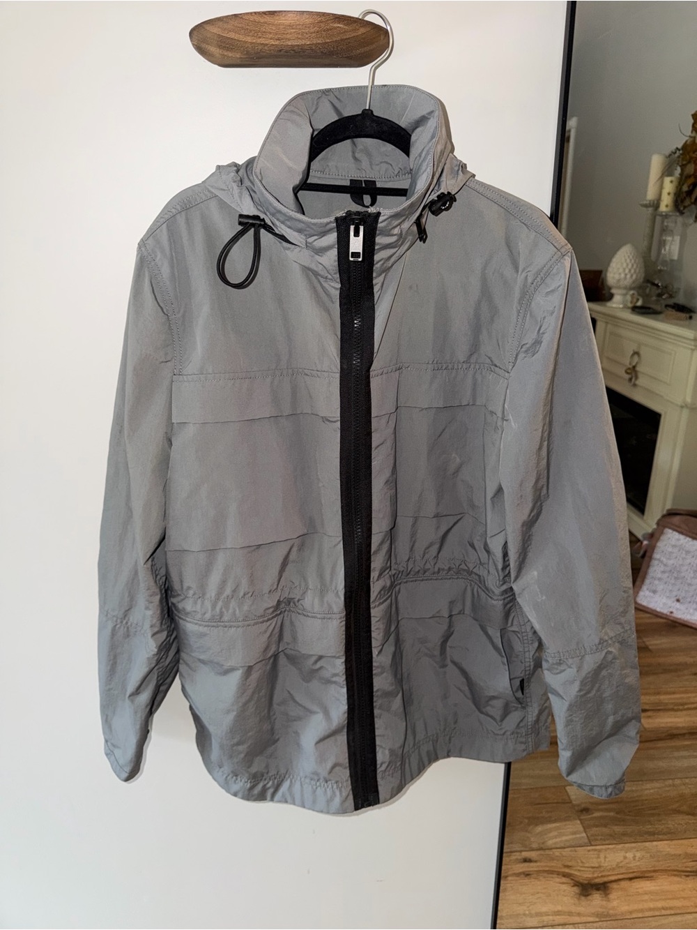 Express Water Resistant Jacket Windbreaker Gray Large With Pockets